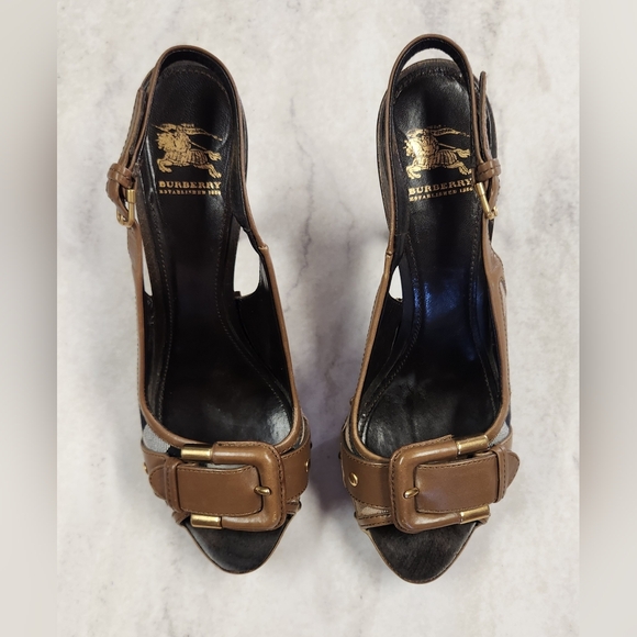 VINTAGE BURBERRY Peep-toe Slingback Heels - Picture 3 of 16